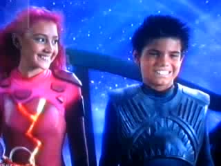 Taylor Lautner(sharkboy) and Taylor Dooley(lavagirl) - Една много сладка сцена
