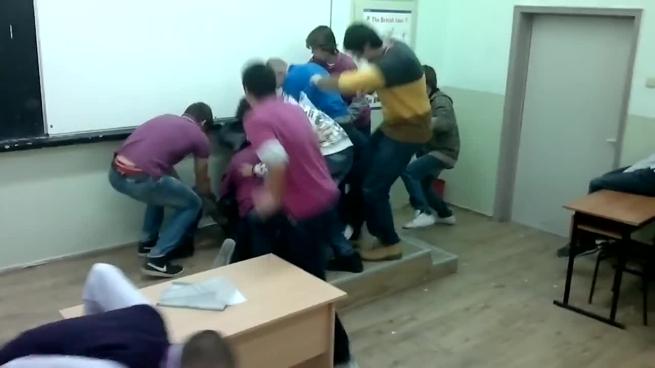 Пародия на Доган в училище.смях