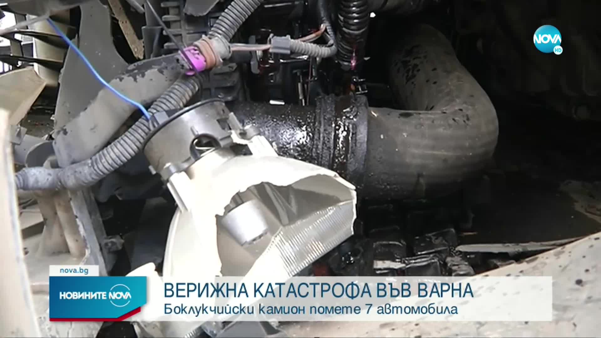 Боклукчийски камион помете 7 коли във Варна