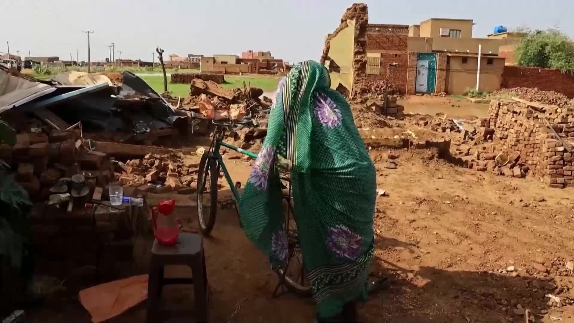 Кадри от дрон показват щетите от наводненията в Судан (ВИДЕО)