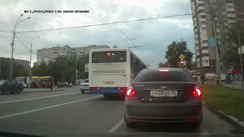 Само В Русия - Amg Дрифт В Града