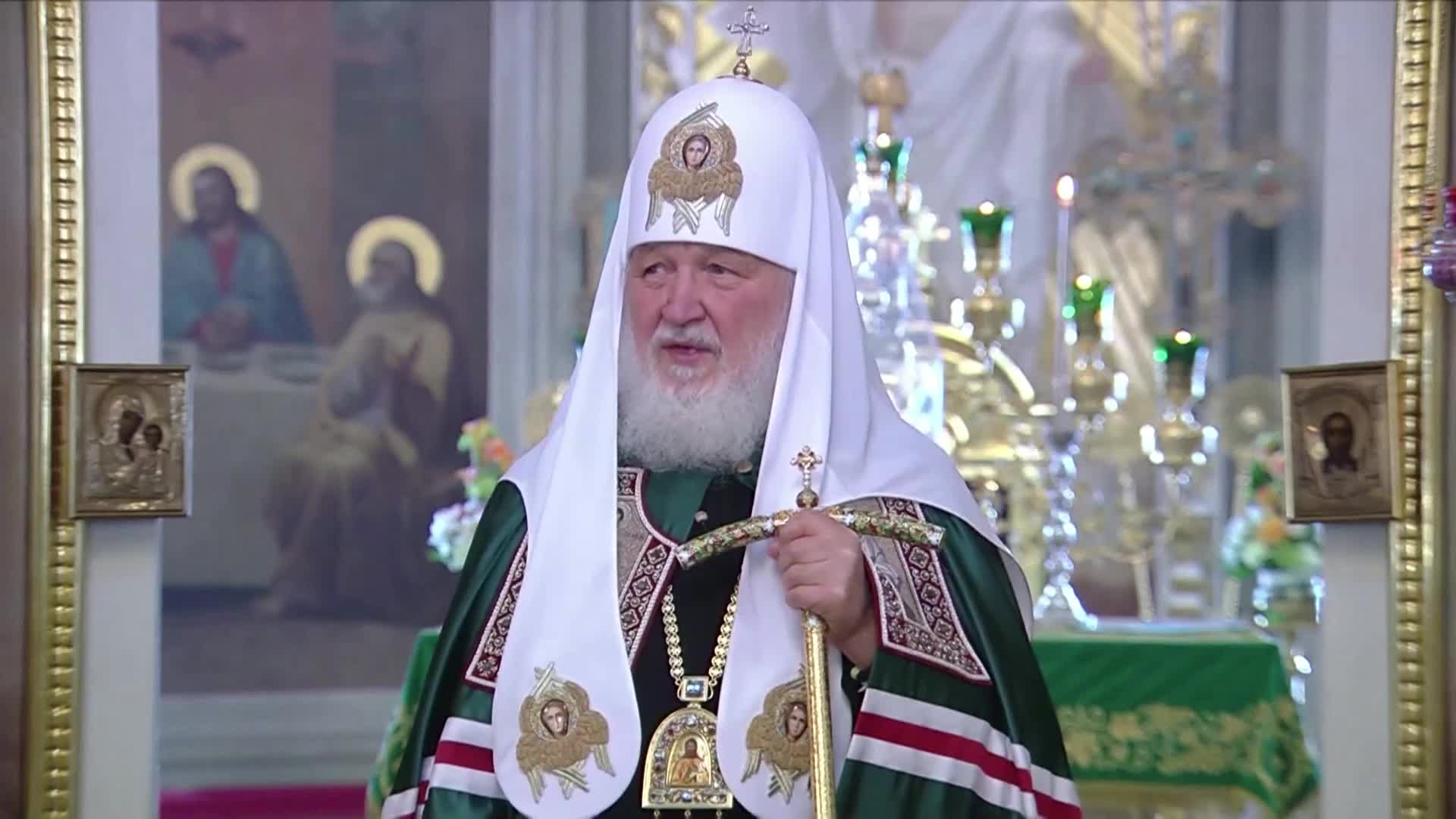 Руският патриарх призова вярващите да се молят за Путин