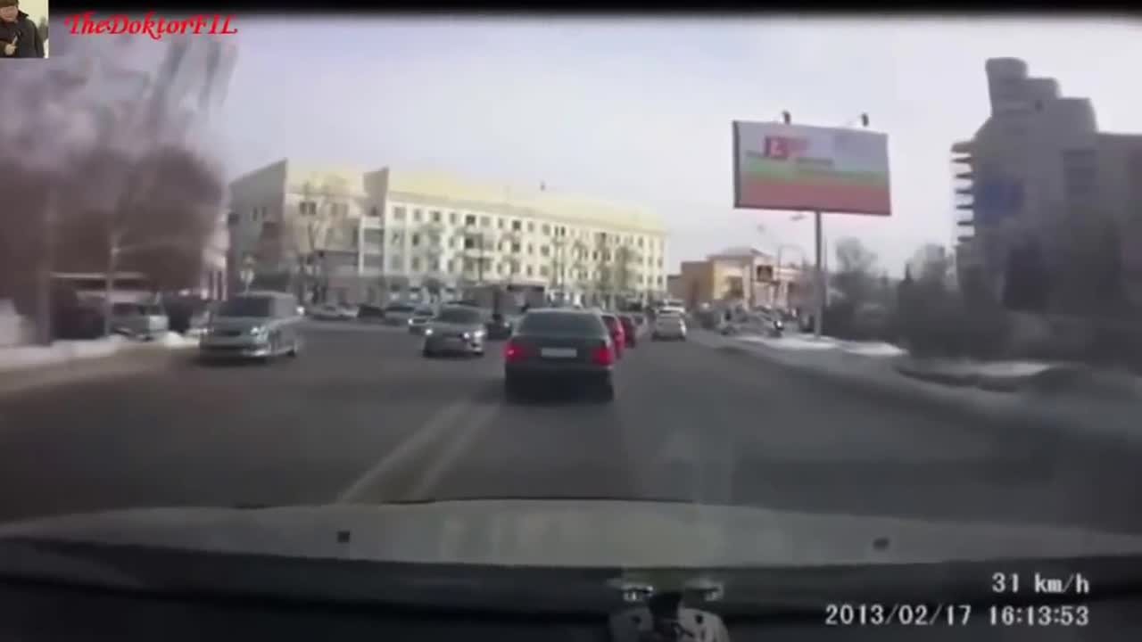 Компилация от уличен бой и конфликти на пътя - 2014