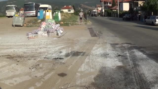 Пожар изгори тоалетна хартия в автомобил