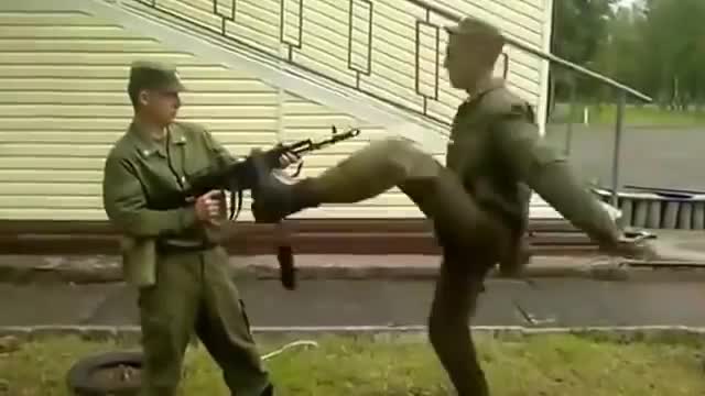 Ето как се прави обезоръжаване в Русия