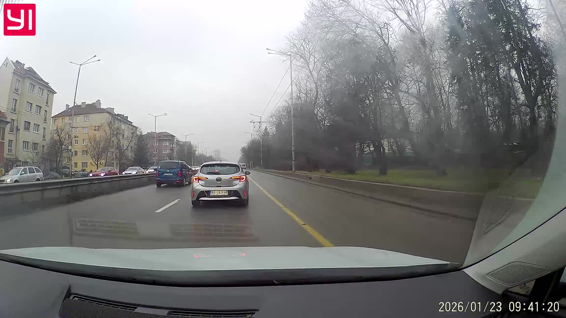 Шофиране в бус лентата