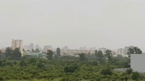 Мощна буря се изви над София