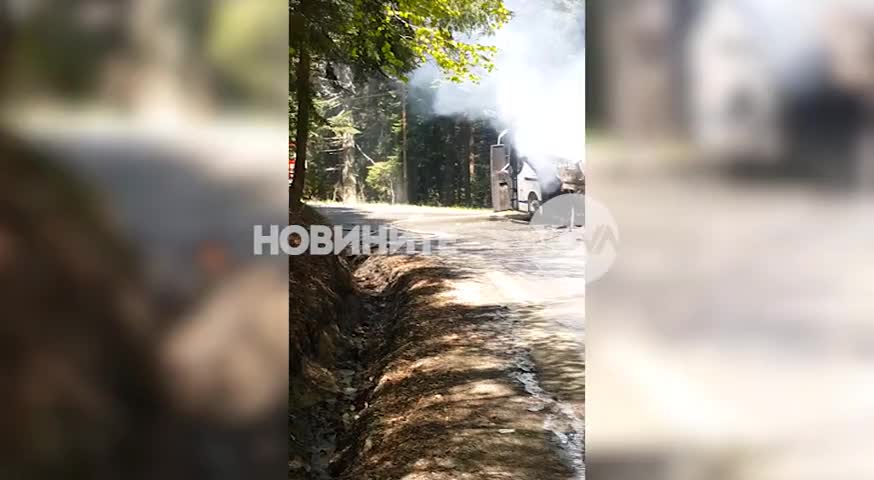 Автобус с 31 деца се е запалил до Боровец