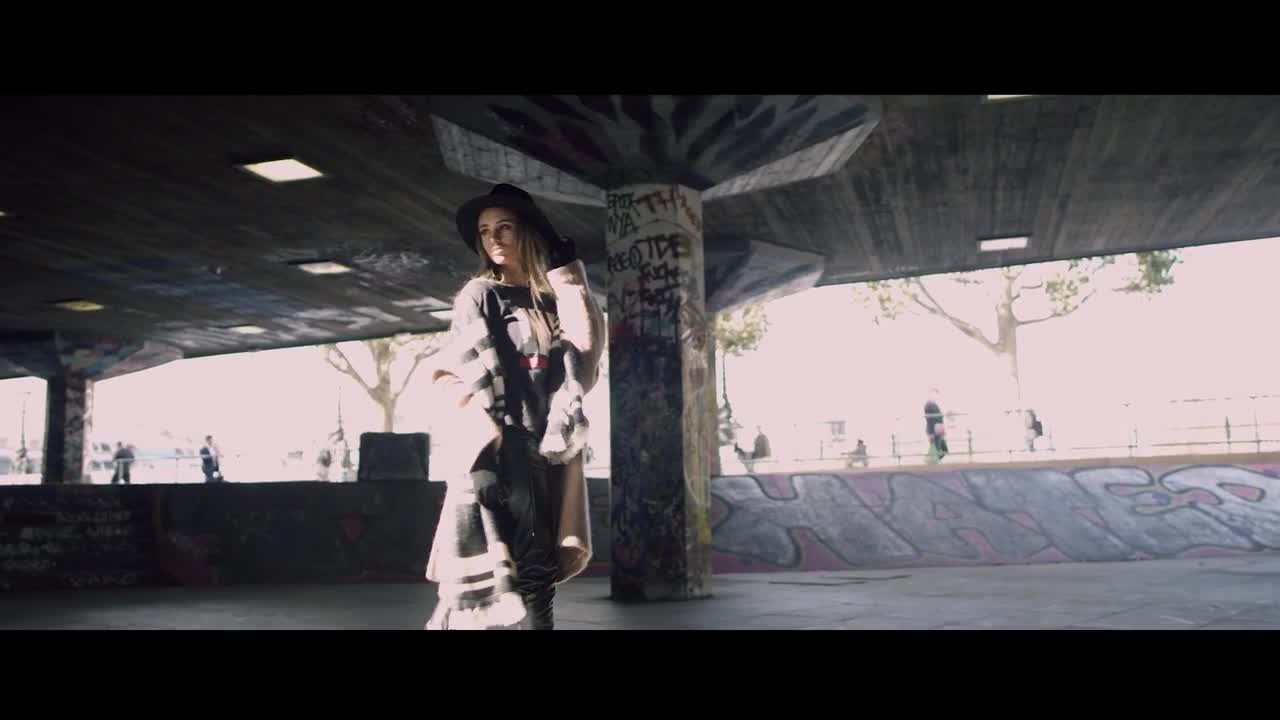 Премиера! Manuel Riva - Hey Now .. Official Video Hd