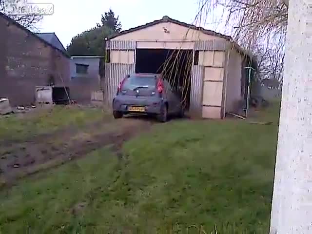 Дано родителите им да не са гледали това видео ; D