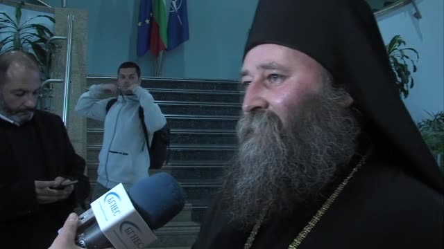 Македонският митрополит Иларион: Българската църква ни подаде ръка