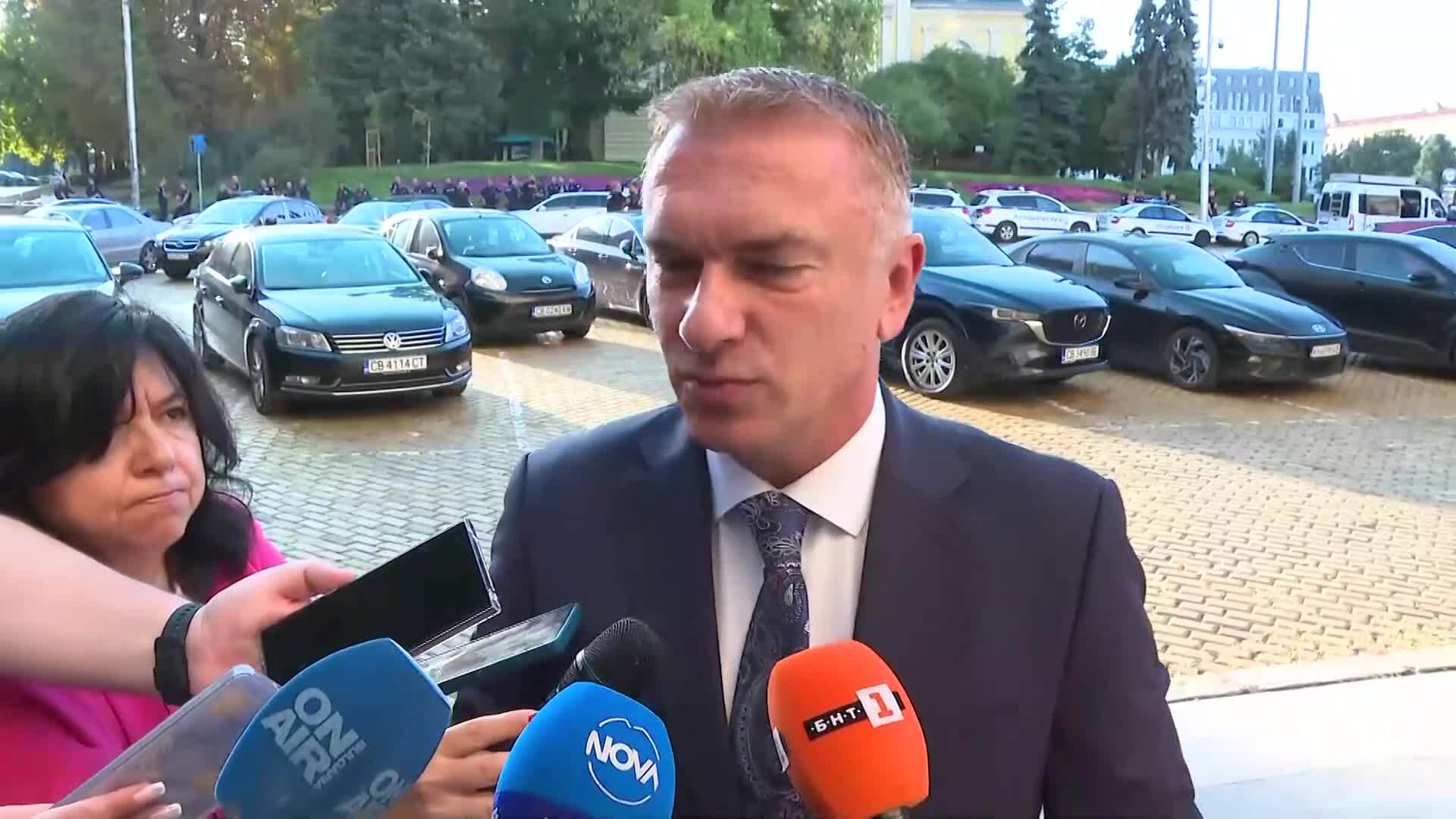 Ще подкрепи ли "Алианс за права и свободи" пети вот на недоверие