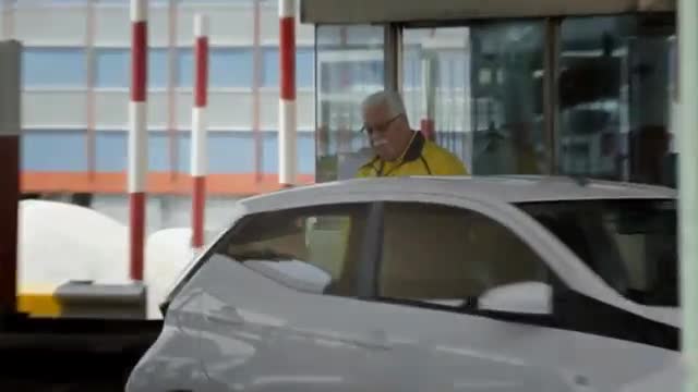 Страхотна шега 'toyota Aygo'без шофьор учудя доста хора