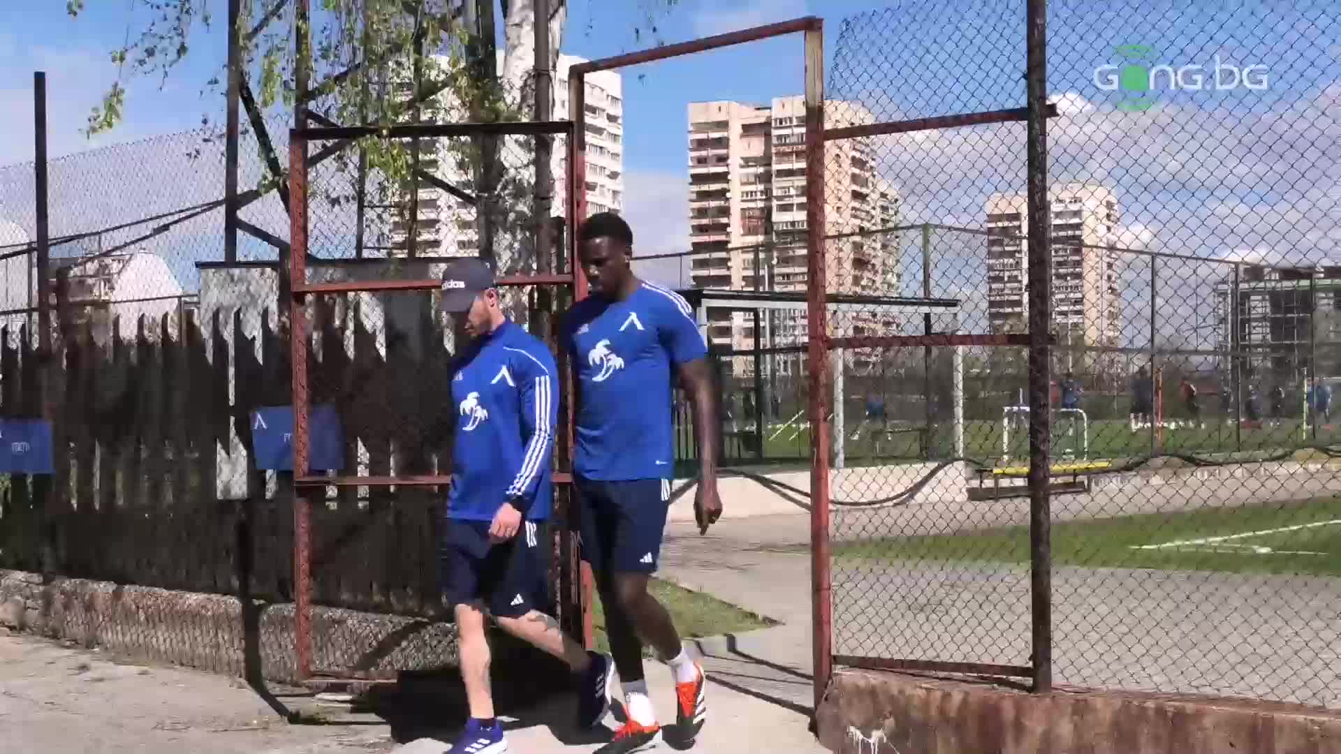 Левски пази най-добрия си защитник за дербито с ЦСКА