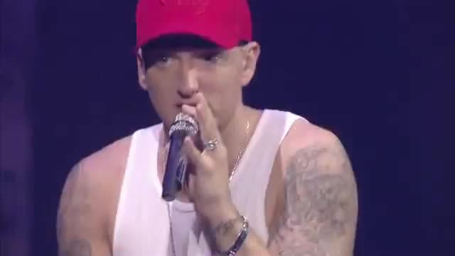 2005 Eminem Cleaning Out My Closet New York City Live Vbox7