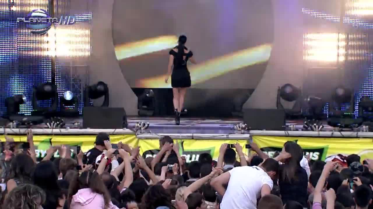 3-Anelia Gotov Li Si 20 Godini Payner Live