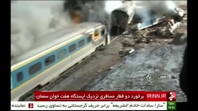 36 жертви на влакова катастрофа в Иран