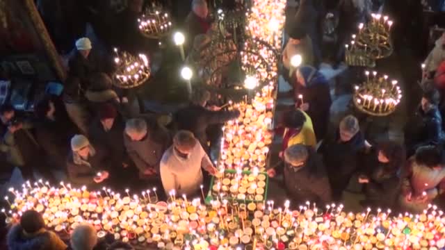 Огнен кръст за празника на Св. Харалампий