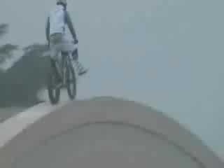 Много Откачен Пич с Мотор