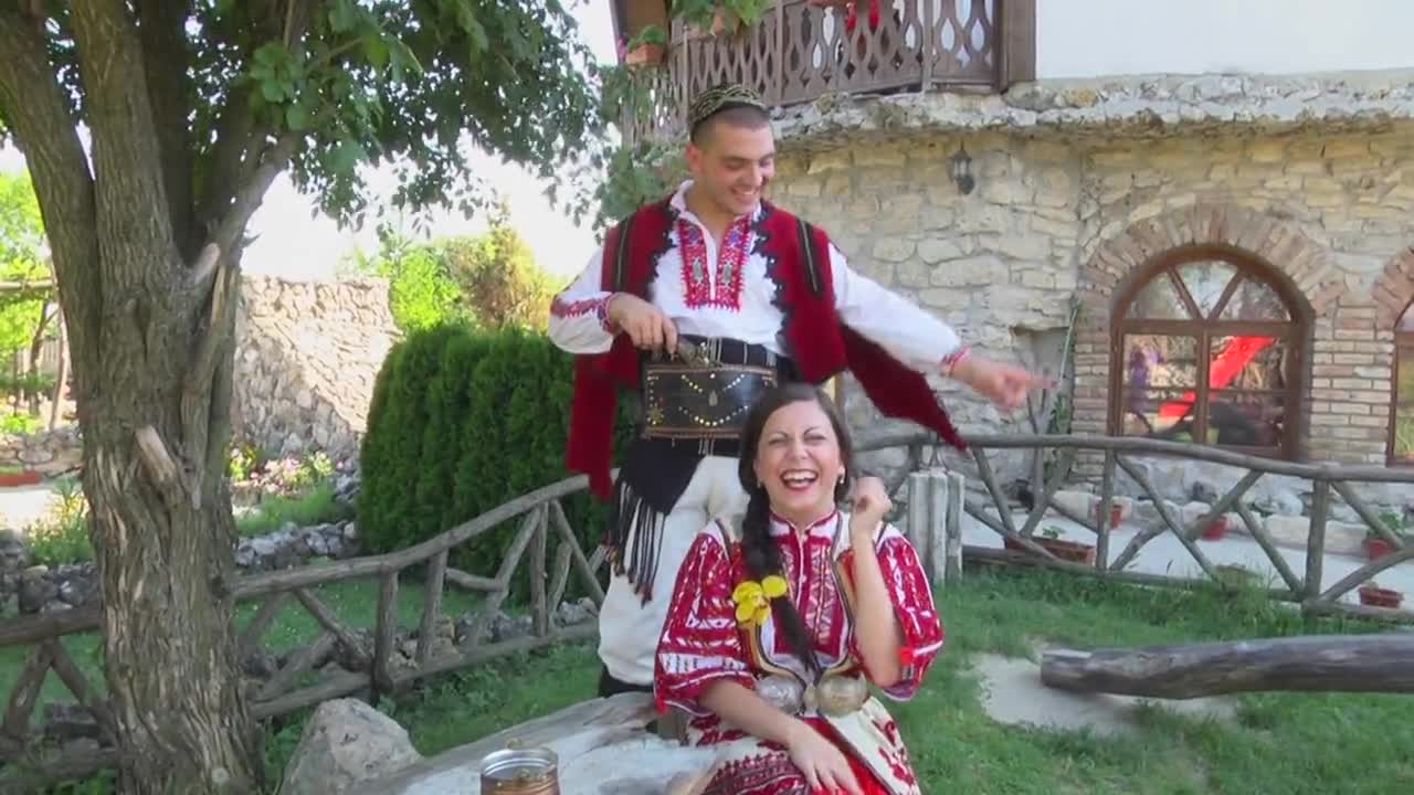Хайде на пързалката :))) Много забавни моменти от сватба:) Видеооператор Красимир Ламбов