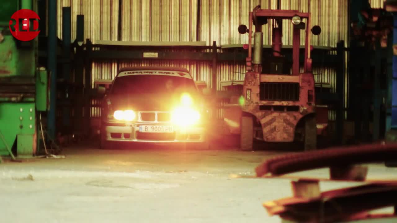 Кратък анонс към дрифт проекта на Кирил Илиев * Косата *   Bmw Е36   Studio Red Team