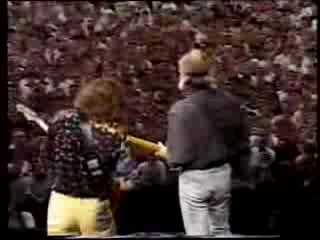 Dire Straits - Calling Elvis (live).