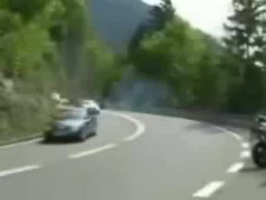 Ужасно забиване в мантинелата