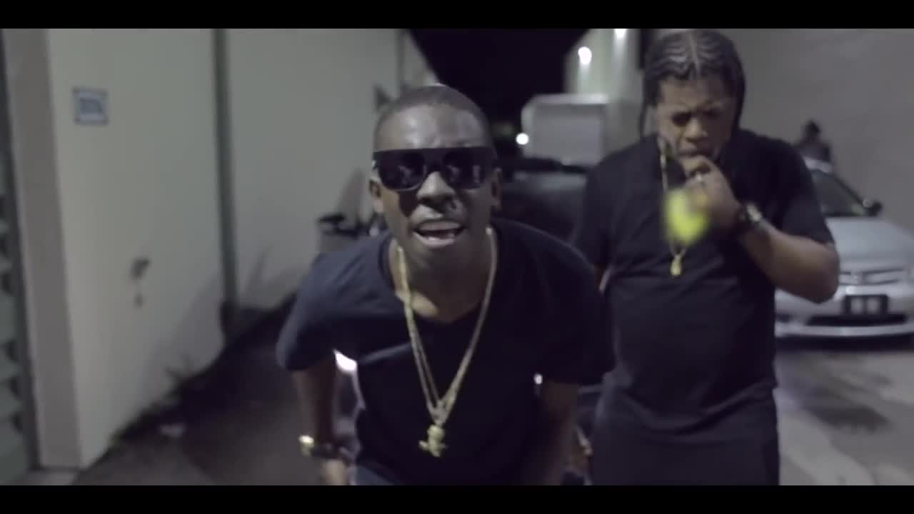 Rowdy Rebel ft. Bobby Shmurda - Computers [бг превод]