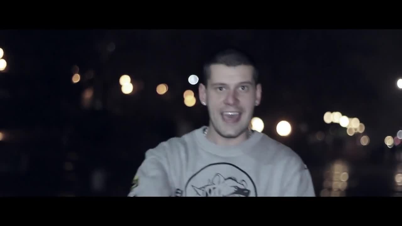 42 - Както Тя Го Върти Tq Go Varti (official video)