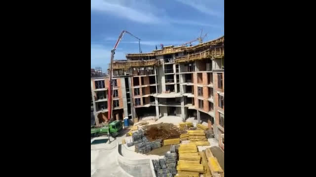 Строеж на блок в сезона