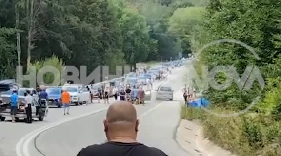 Бой между шофьори, изнервени от чакането на ГКПП „Малко Търново”