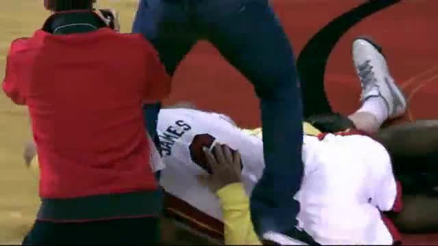 Луд фен на Леброн Джеймс печели 75.000$$$
