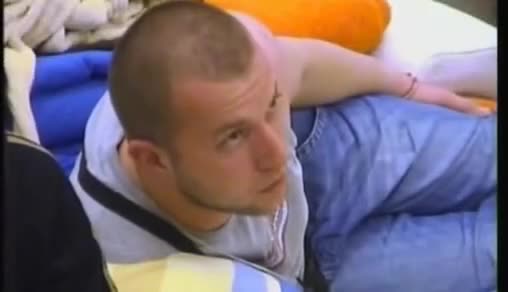 Стоян каза истината на Елеонора каква всъщност е Тя Big Brother Family 30.03.2010 