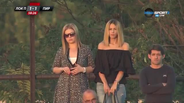 Красиви девойки подкрепят Локомотив срещу Пирин