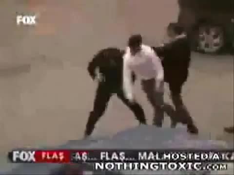 Сами срещу всички
