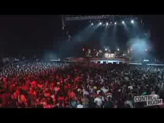 Rihanna - Let Me Live