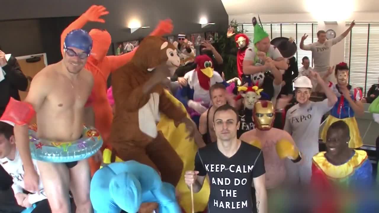 [ Harlem Shake ] Бербатов със съотборниците си от Фулъм