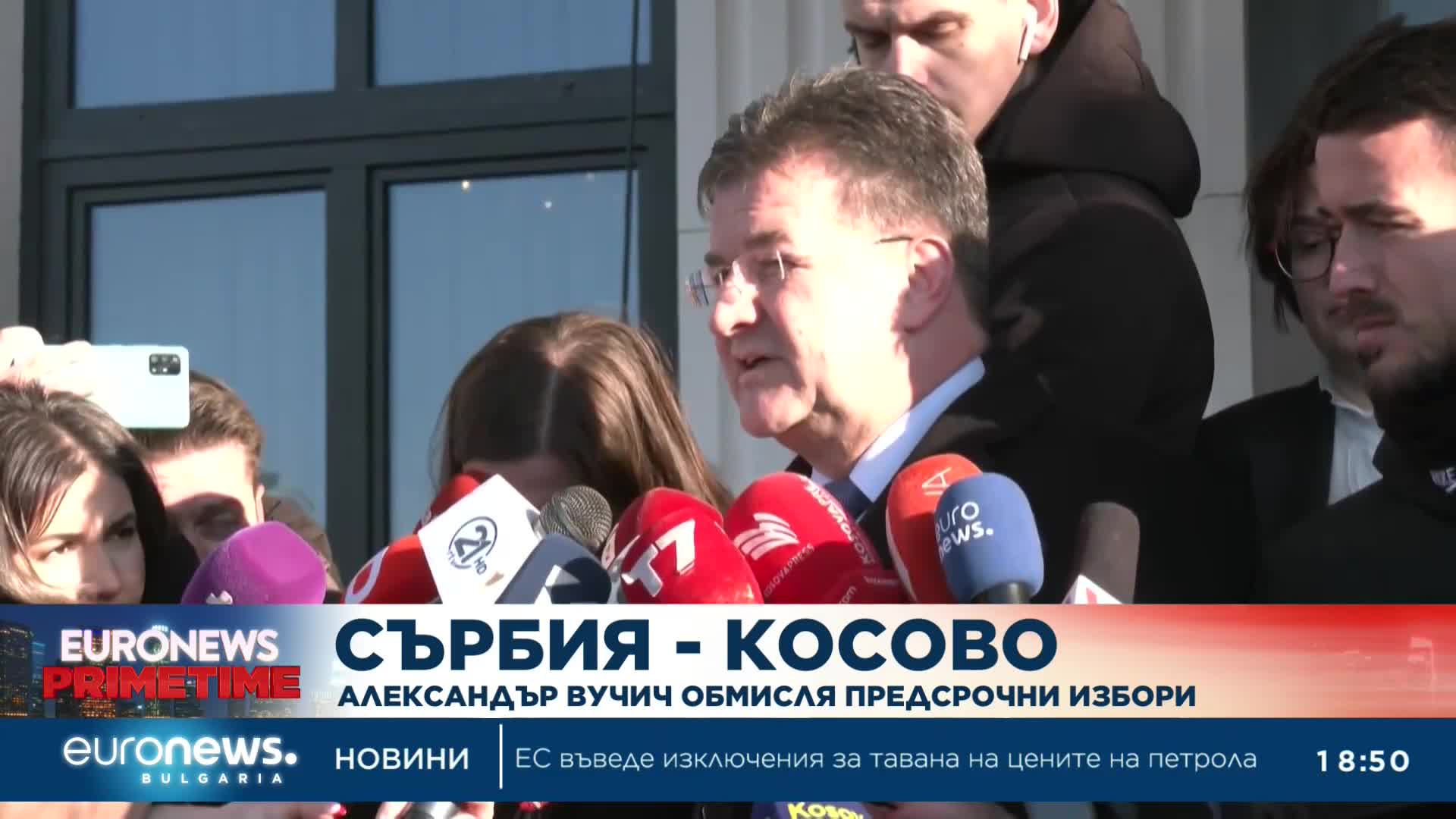 Сръбският президент Александър Вучич обмисля предсрочни избори