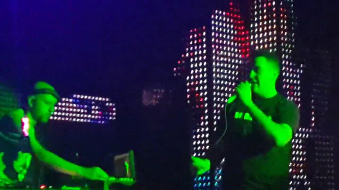 Kaisieva Gradina & Светляка - 01.12.2014 Ultimate HIP HOP Union Да помогнем на Божидар