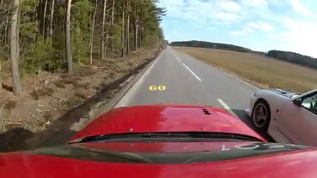 Така се наказва Nissan Skyline !!!