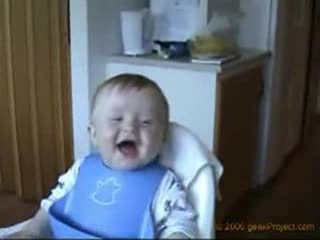 Резултат с изображение за „смеещо се бебе“"