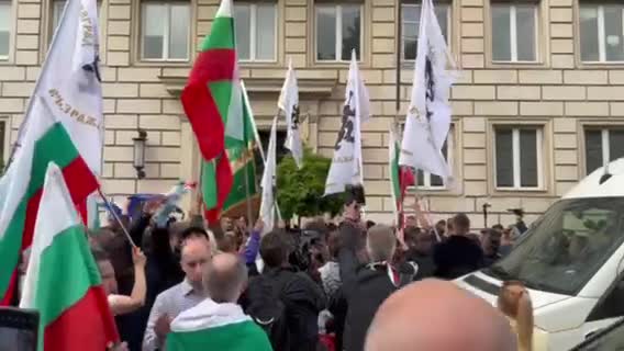 Напрежение на протеста на „Възраждане” в София