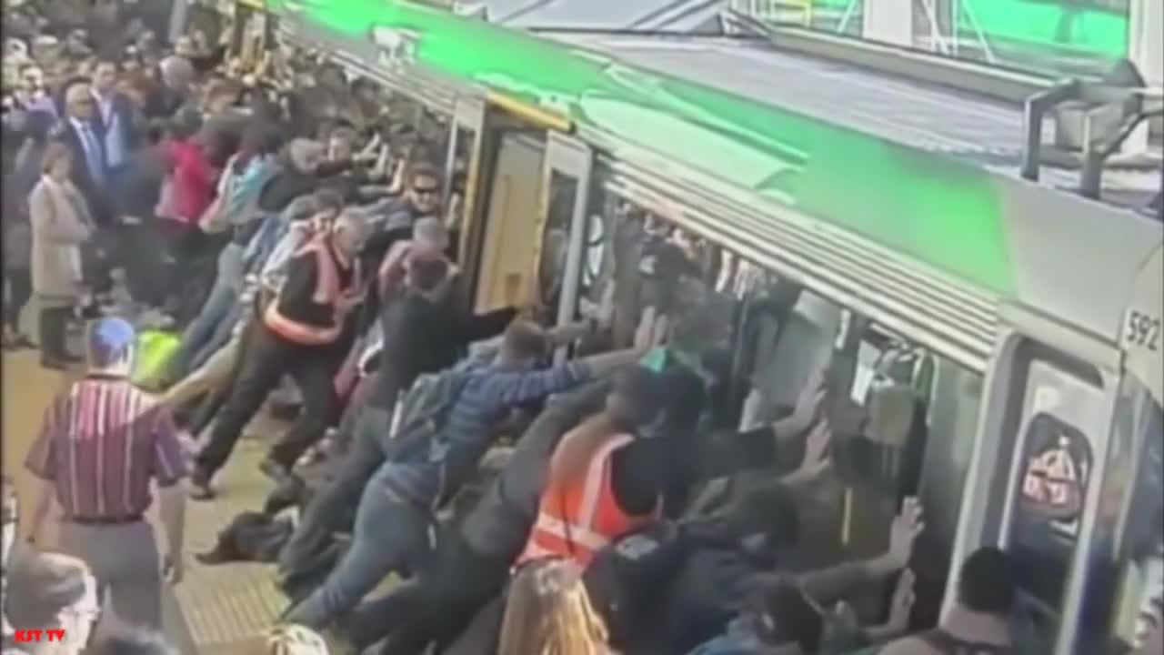 Героите в живота - опитай се да гледаш без да се разплачеш!