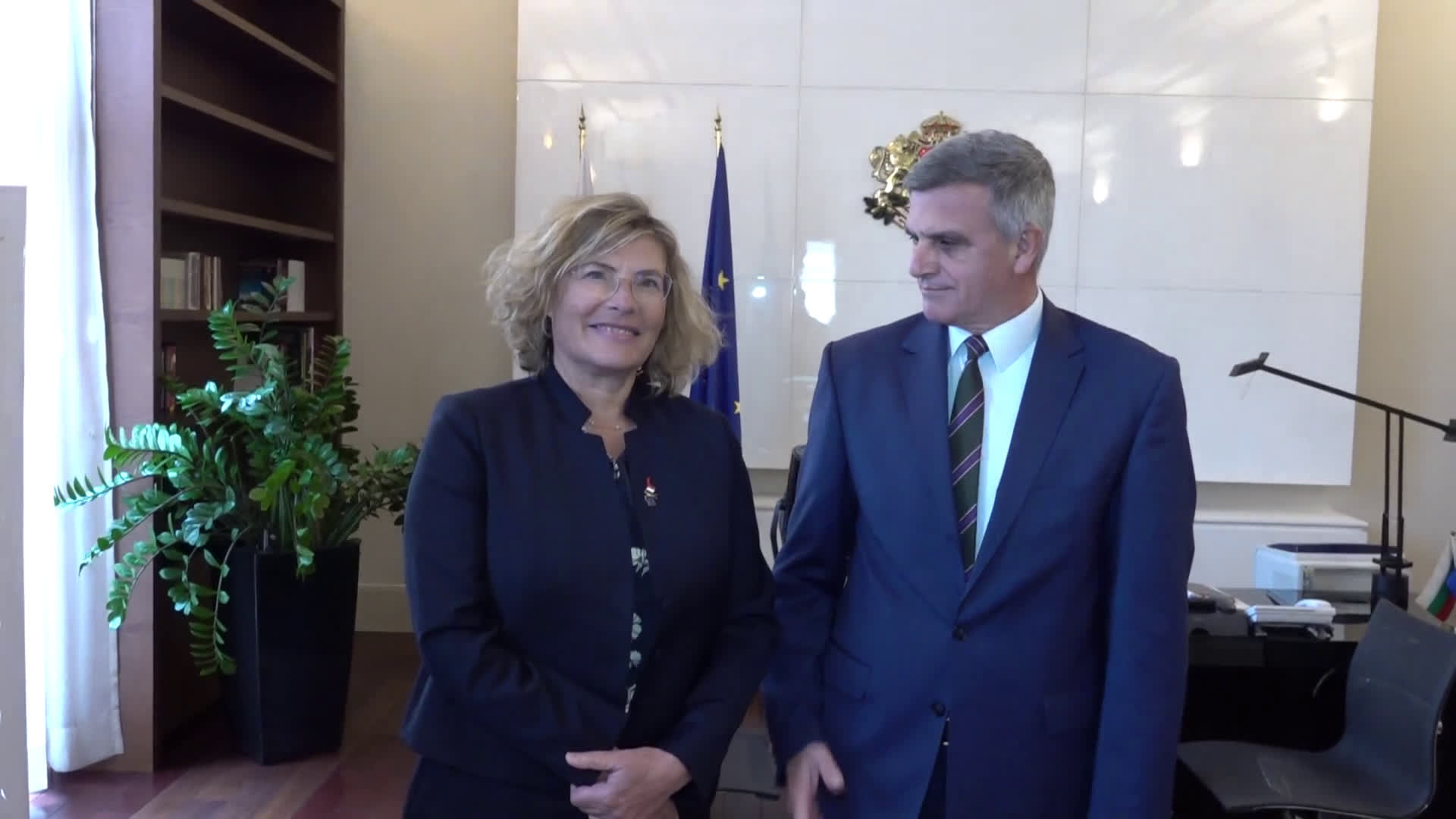 Премиерът Стефан Янев проведе среща с посланика на Френската република Флоранс Робин