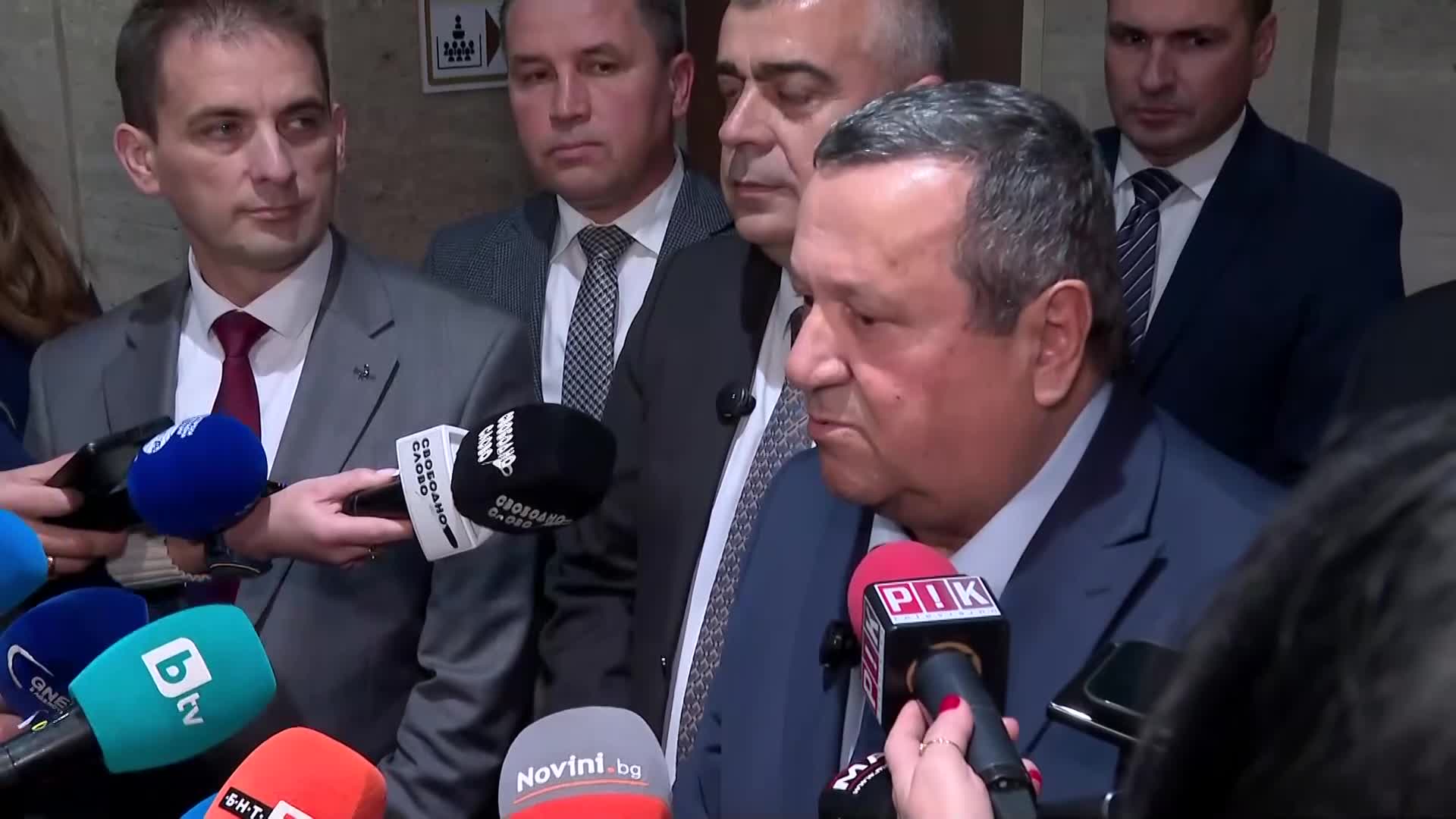 ПГ на "Алианс за права и свободи" са съвновсители на вота на недоверие