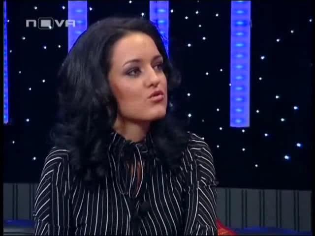 Депутатката Калина Крумова в Шоуто на Иван и Андрей 06.01.2010 (част 2 на шоуто) 