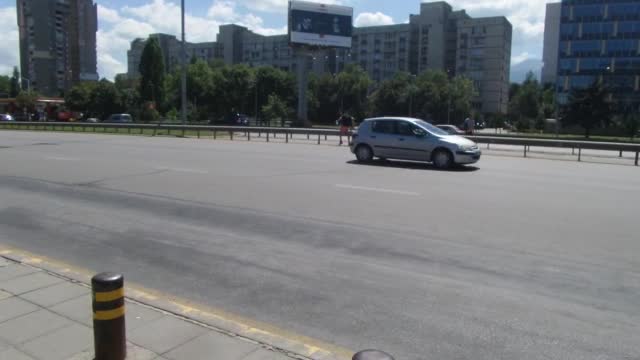 Пълен абсурд