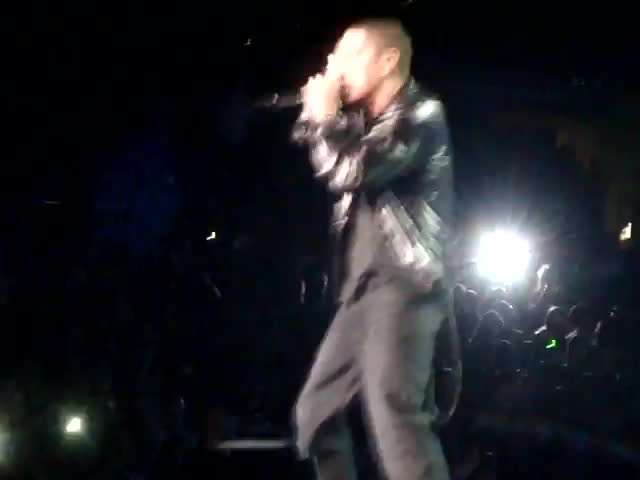 Hов дует! Eminem ft. Rihanna - Love The Way You /live /high Quality 
