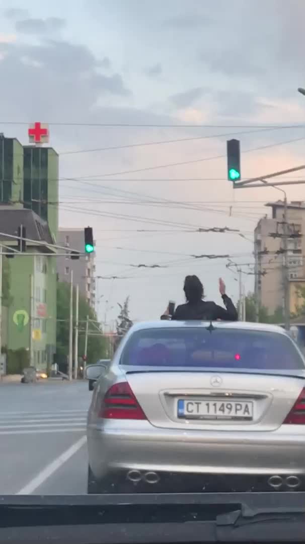 Опасно поведение на пътя
