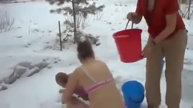 От руснаците по луди няма